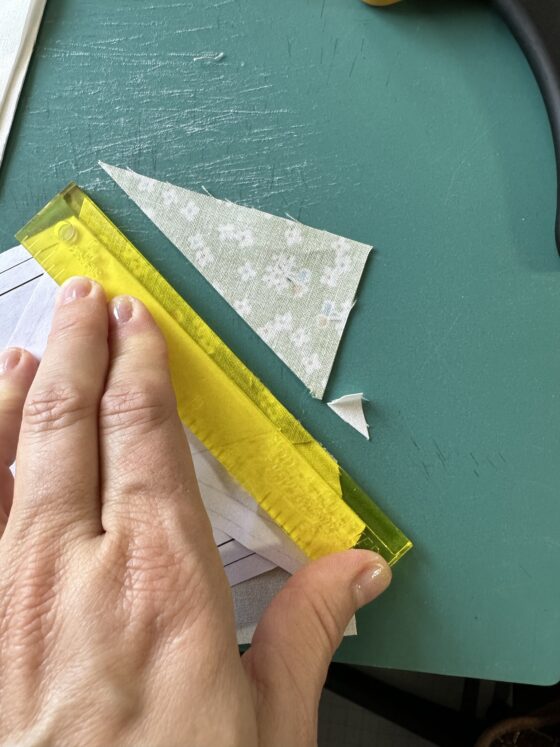 Paper piecing in a quilt block - Pieced Brain