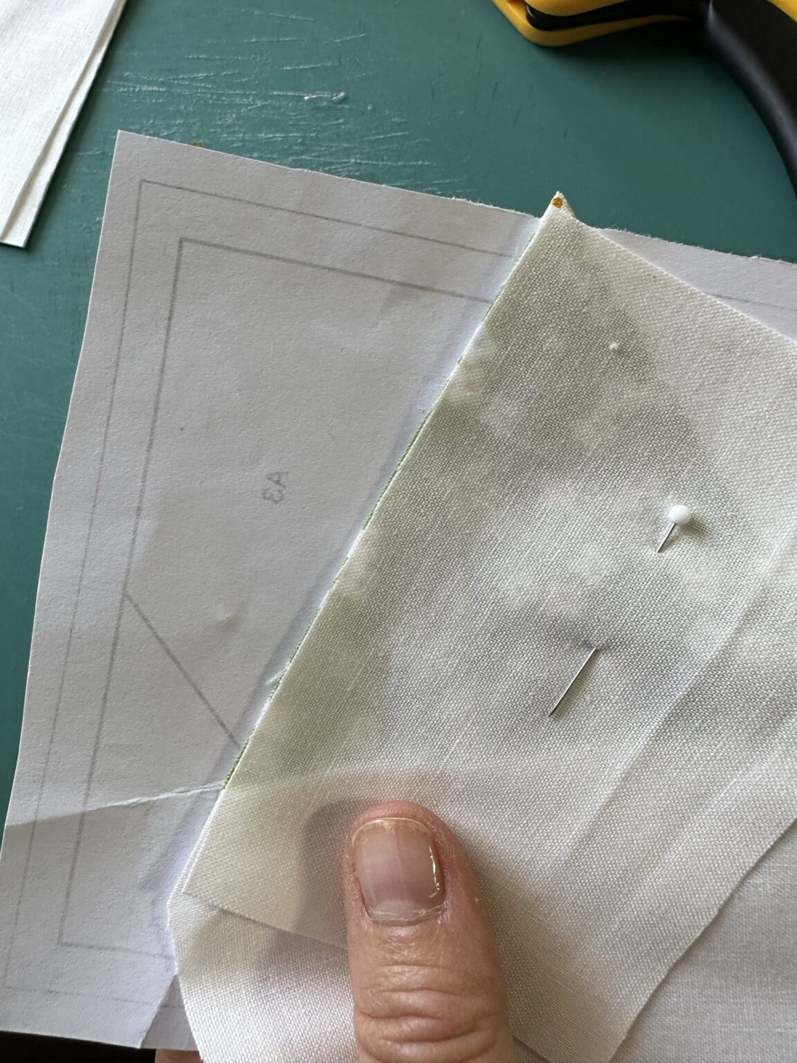 Paper piecing in a quilt block - Pieced Brain