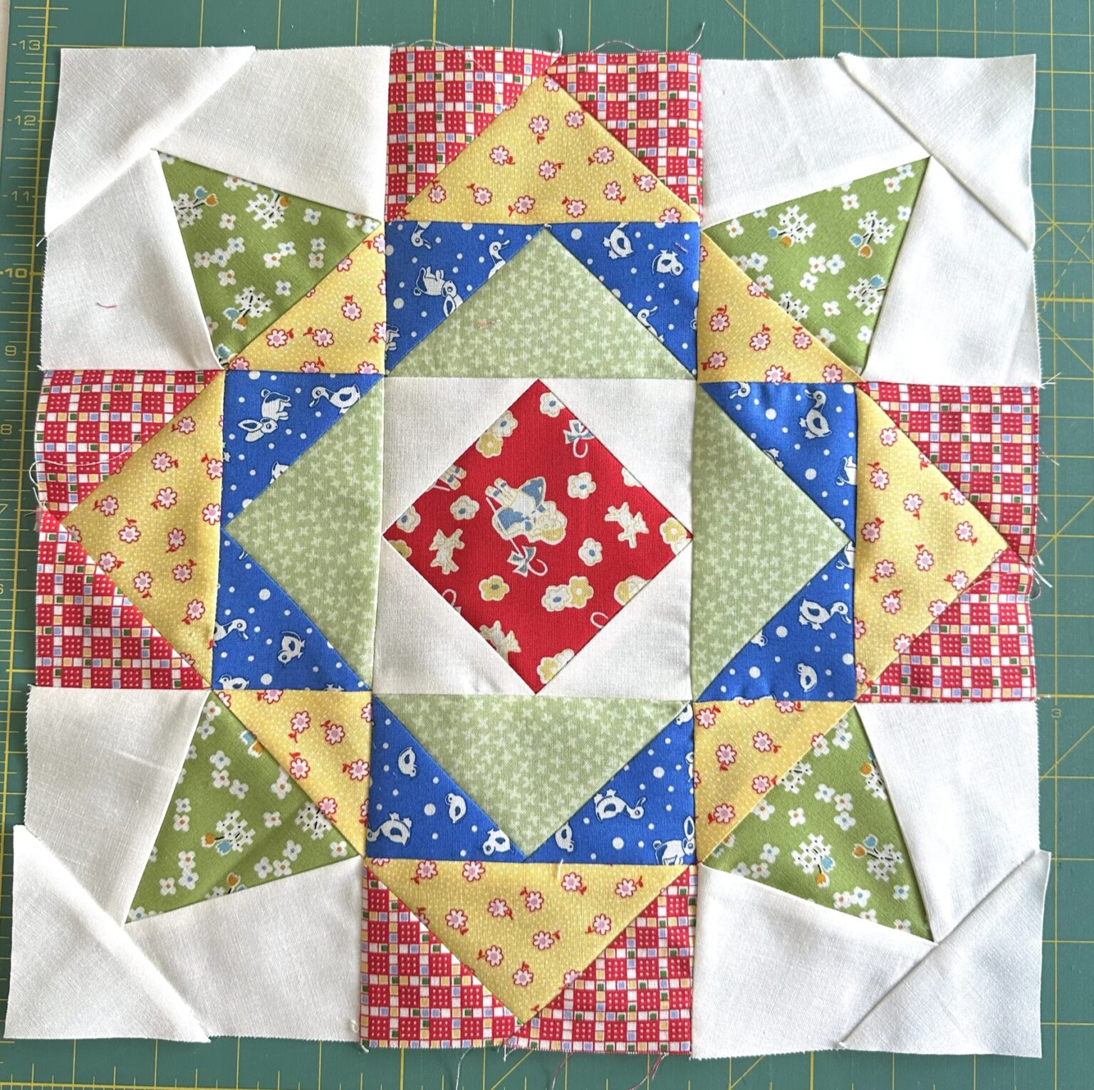 Paper piecing in a quilt block - Pieced Brain